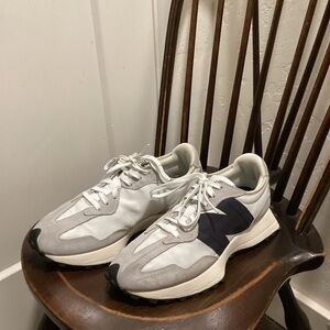 New Balance 327 Women's Sneakers Size 8.5 W, 7M